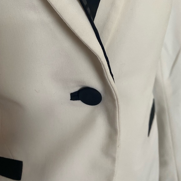 Greylin Tuxedo Blazer - White and Black - M - Picture 3 of 9